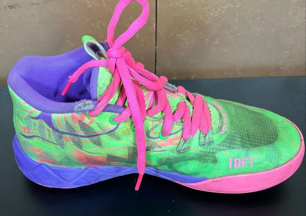 Puma LaMelo Ball MB.01 Inverse Toxic boys Basketball sneakers size 6